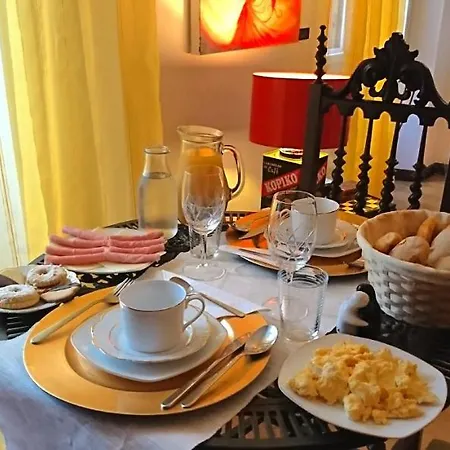 Bed and Breakfast Casa Do Criativo 3*