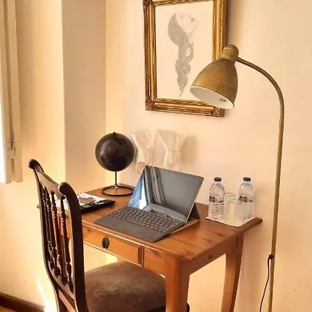 Bed & Breakfast Casa Do Criativo ® Almada